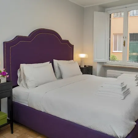 Apartment Trastevere - Colosseo Luxury House *